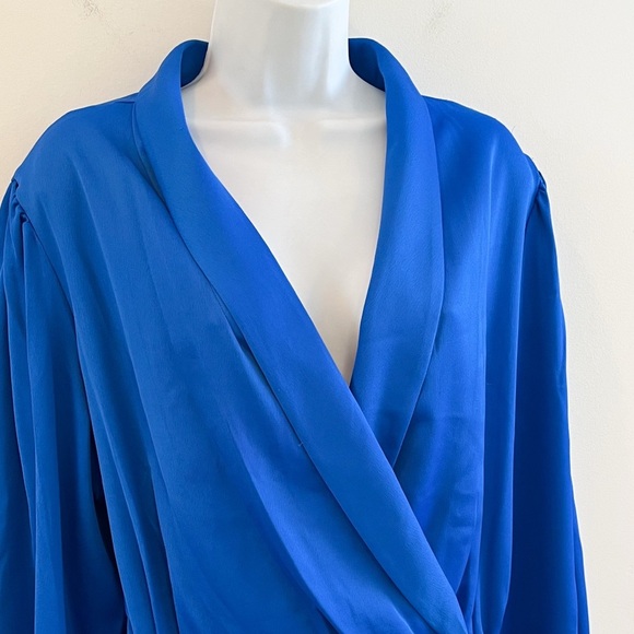 NWT Taylor Plus Long Sleeve Satin Wrap Dress Bright Blue Size 18W - Picture 5 of 11